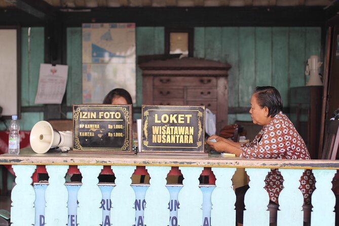 2-Day Java Tour from Bali Including Yogyakarta and Borobudur Temple - What’s included (and what you should budget for anyway)