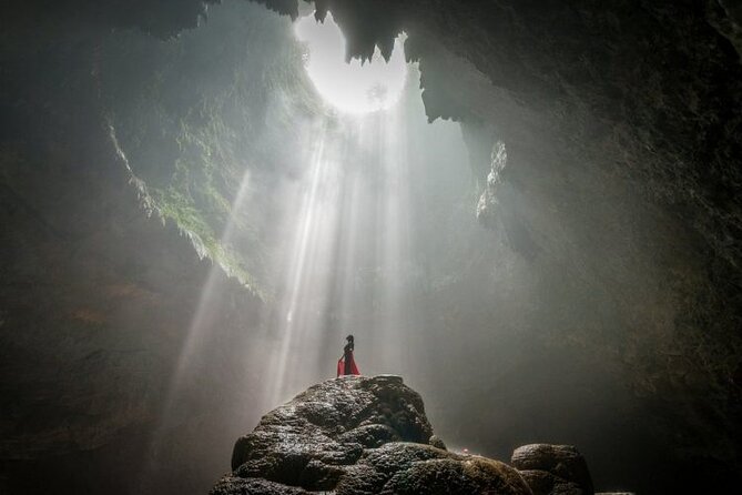 2 days Yogyakarta tour (Borobudur, Prambanan, Jomblang cave, Timang beach) - Timang Beach: Rope Bridge or Gondola Over the Water