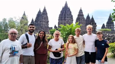 All-inclusive Prambanan Temple Half-Day Tour - Getting There in an AC Van: Pickup Zones and Real Timing