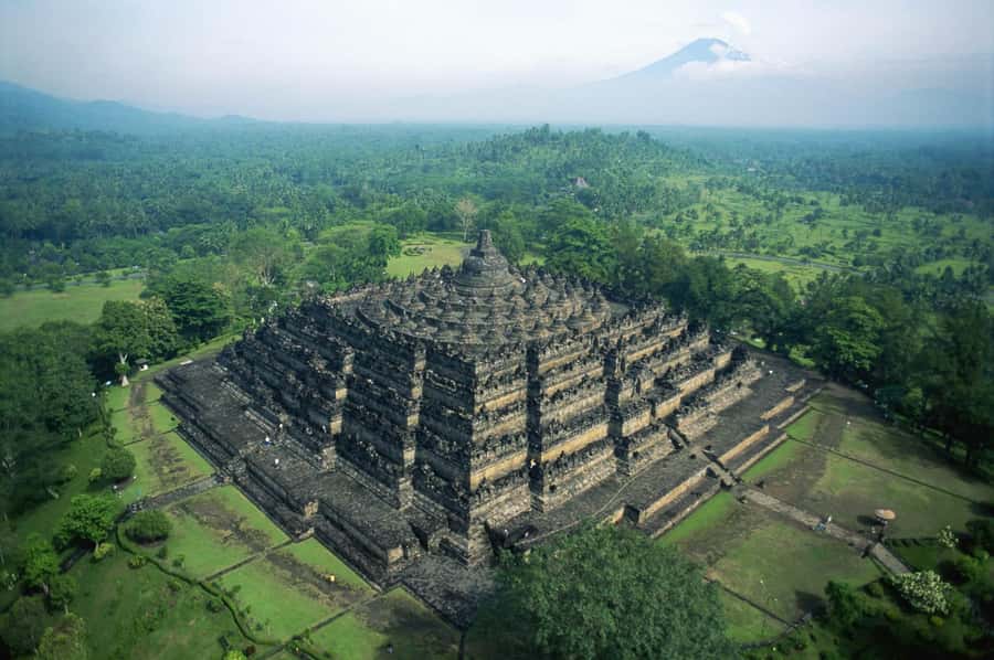Bali to Yogya: Bromo, Ijen, Tumpak sewu, Prambanan,Borobudur - Key highlights that matter in real life