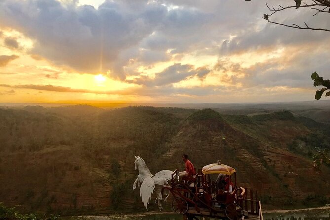 Beautiful Sunrise and Exotic Jomblang Cave Tour - What to Pack for a Cave + Sunrise Day