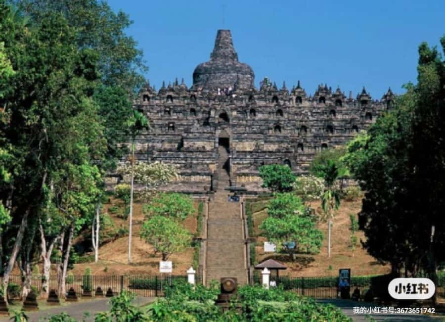 "Borobudur and Prambanan: A Cultural Odyssey" - Prambanan Temple: trading terraces for towering stone drama