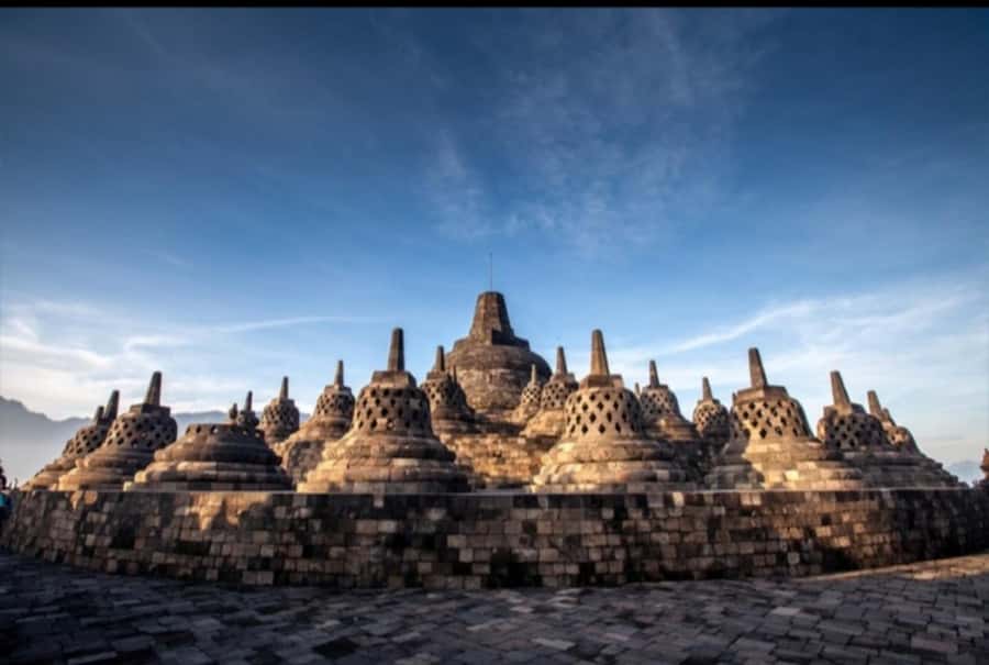 "Borobudur and Prambanan: A Cultural Odyssey" - Temple rules you should know (so you don’t get hassled)