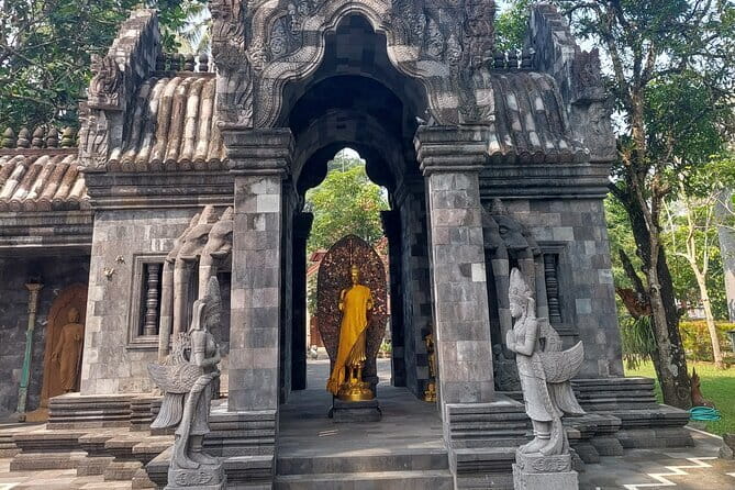 Borobudur and Prambanan Temple Private Tour from Yogyakarta - Prambanan: Inside the Hindu Towers at UNESCO Scale
