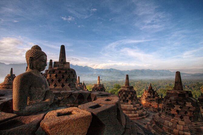 Borobudur Climb To The Top, Prambanan Temple, Yogyakarta Palace - Borobudur, Sultan Palace, and Prambanan: The Real Meaning of This 10-Hour Day