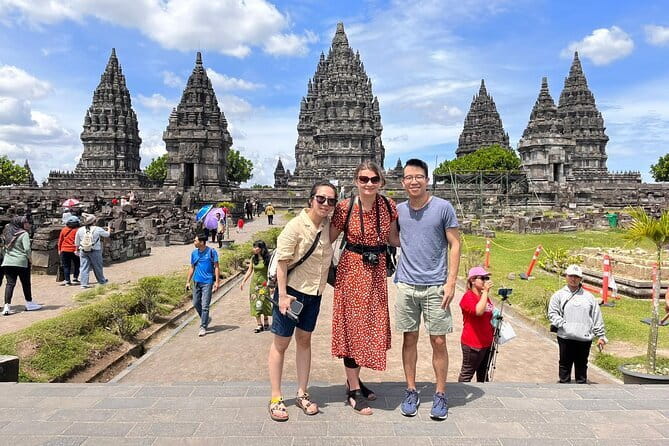 Borobudur (Climb Up), Sultan Palace - Tamansari, Prambanan Tour - The $130 price: what you’re paying for and what you’re not