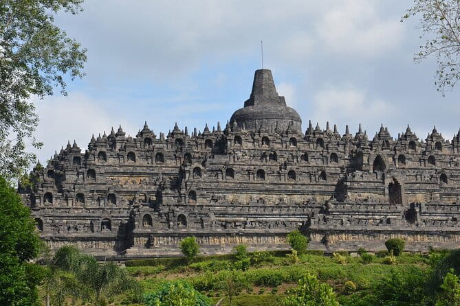 Borobudur Full Climb Up Access and Selogriyo Rice Terrace Tour - What You Should Plan for Outside the Package