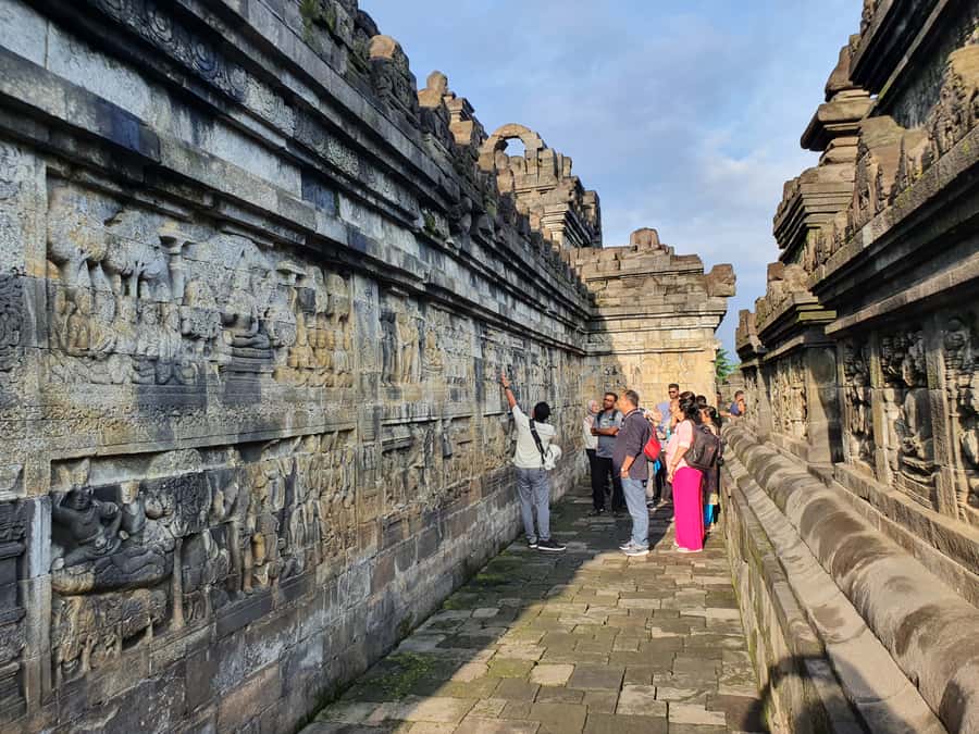 Borobudur Real Half Day Tour No Hidden Cost - Practical Tips to Make the Most of Your 7 Hours