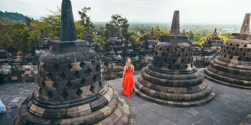 Borobudur Sunrise and Prambanan Tour from Yogyakarta - Setumbu Hill sunrise: the view that makes Central Java feel cinematic