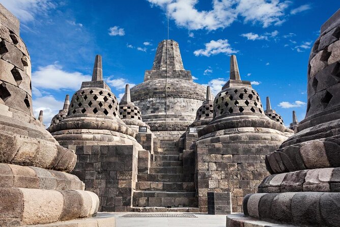 Borobudur Sunrise on Hill with Dieng Plateau Tour from Yogyakarta - Key things to know before you go