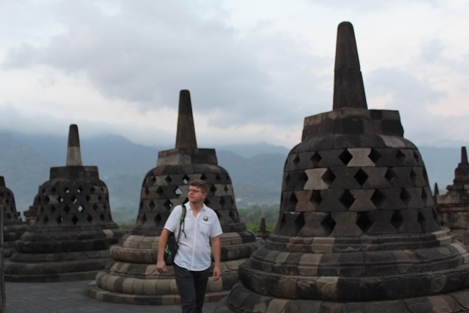 Borobudur Sunrise Tour-Special Package - Studio Mendut: a museum detour that actually feels local