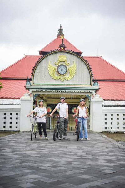 Cycling Tour: Explore The Hidden Gems of Jogja - The ride: 11 km of flat cycling with cultural stops