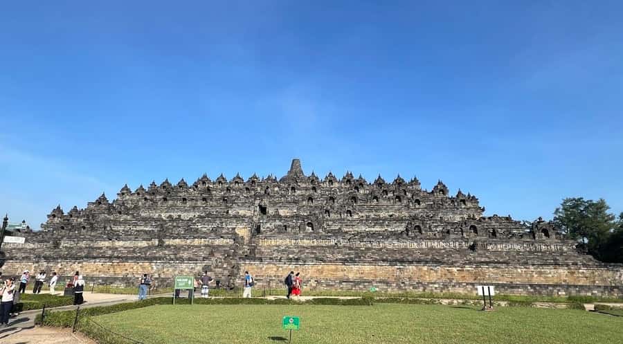 From Yogyakarta: Borobudur, Chicken Church & Mendut Temple - Key highlights to know before you go