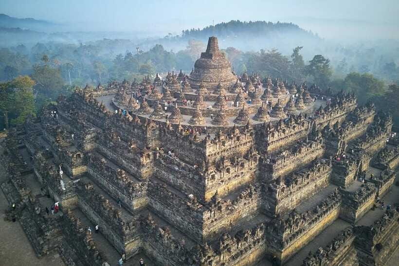 From Yogyakarta: Borobudur Trip with Guided Tour Options - The driver and small-group vibe: stories that make the ride count