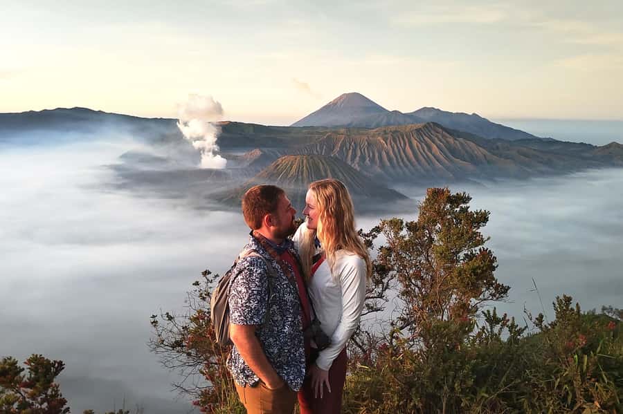 From Yogyakarta: Bromo, Ijen & Bali 3-Day Tour All Inclusive - Day 1 in Java: Yogyakarta to the Bromo area and the art of prepping