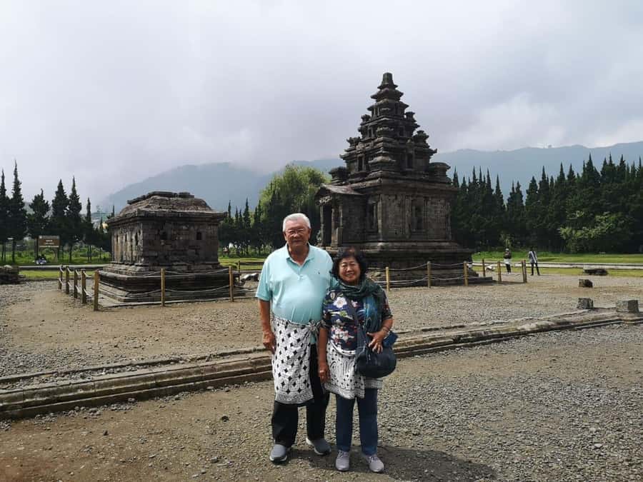 From Yogyakarta : Dieng Plateau Fullday Tour - Sikidang crater and sulfur hot springs: the volcanic atmosphere shift
