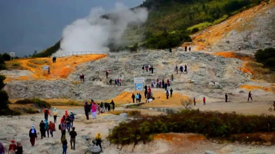 From Yogyakarta : Dieng Plateau Fullday Tour - Potato plantations and local culture on the way up