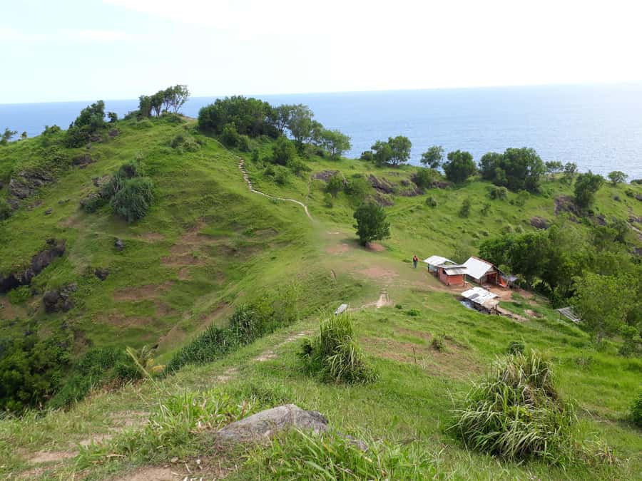 From Yogyakarta: Pengilon Hill and Hidden Beach - What to bring (and what to skip) so you actually enjoy the day