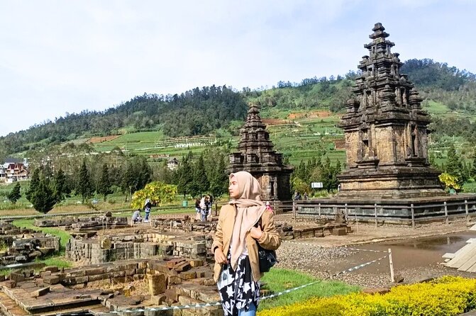 Full-Day Adventure: Tea Plantation & the Mystical Dieng Plateau - Weather Reality: How to Plan Around Dieng’s Mood