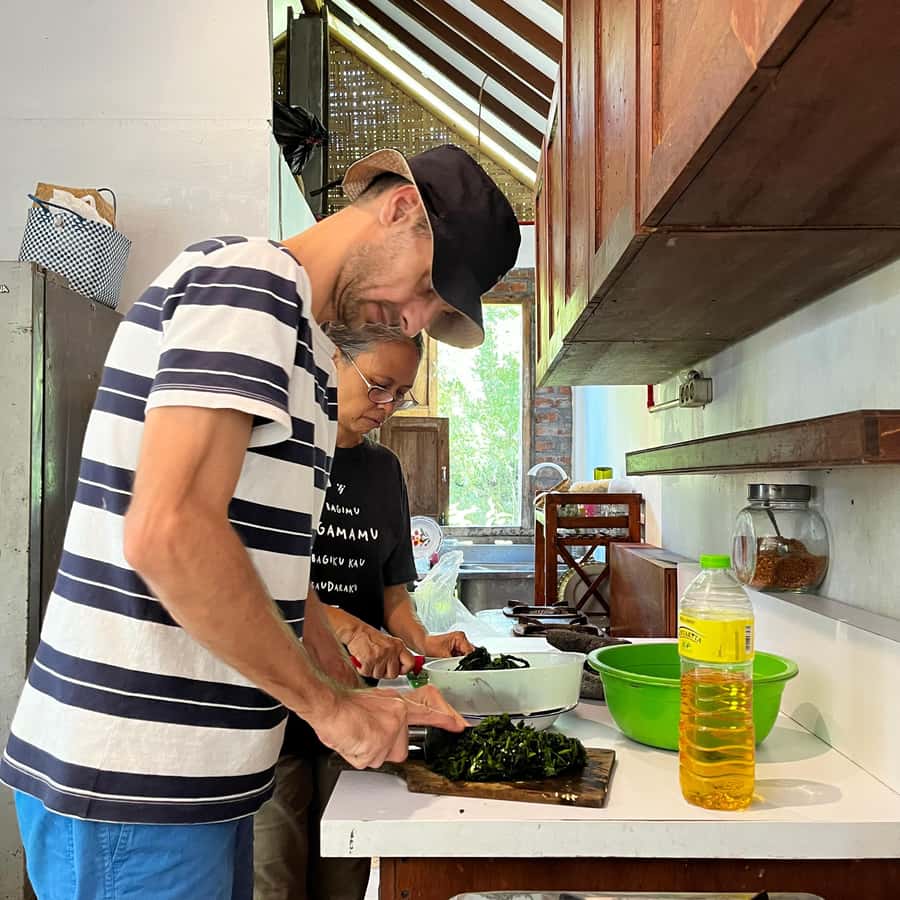 Indonesian Cooking Class in Yogyakarta - Touch, smell, process: the mini skills that make Indonesian food click