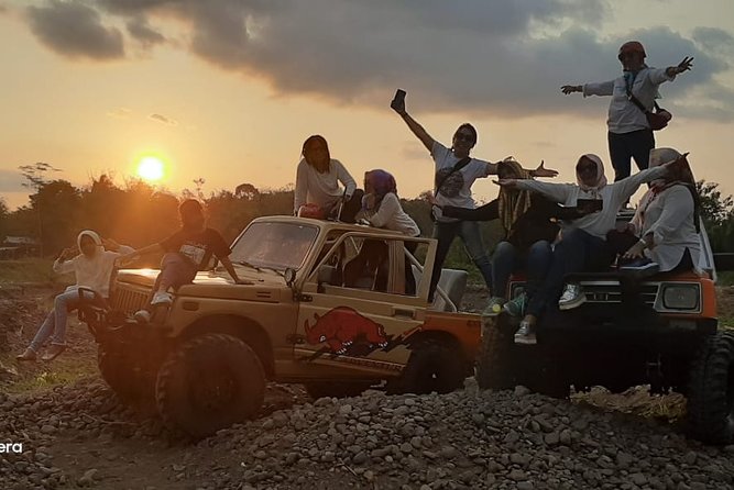 Jeep Parang Menoreh Adventure Borobudur - Punthuk Setumbu sunrise: the big view, with a ticket detail