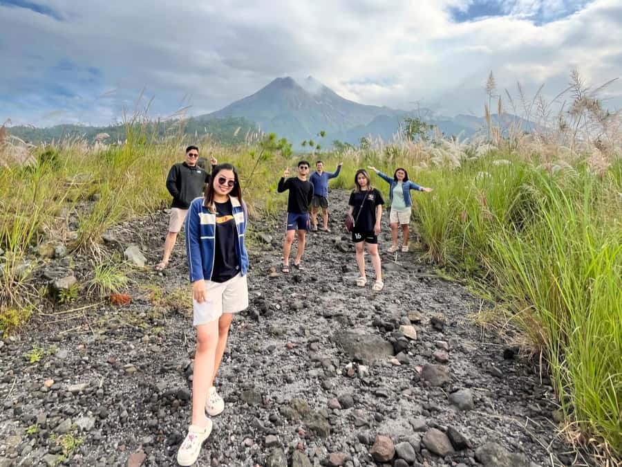Merapi: Jeep Adventure and Museum Date - Ullen Sentalu Museum: guided Javanese royal culture, with coffee at the end