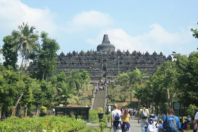 Merapi Jeep Sunrise, Borobudur Climb Up, Prambanan Temple Tour - Weather Reality: Merapi Sunrise Depends on the Sky