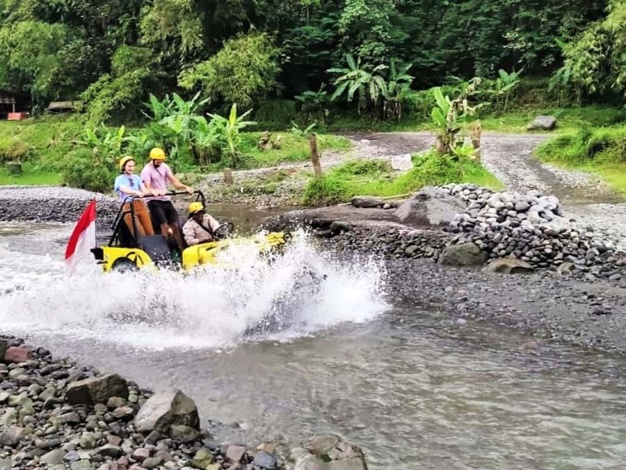 Merapi Volcano 4WD Jeep Tour From Yogyakarta - Leaving Yogyakarta: the ride that sets the mood