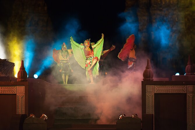 Prambanan Temple (Sunset) – Ramayana / Roro Jonggrang Ballet - Transportation and timing: the 3:00 pm start that protects your evening