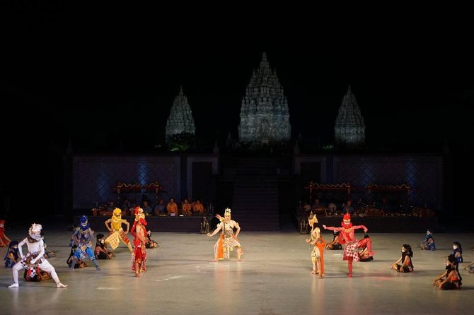 Prambanan Temple (Sunset) – Ramayana / Roro Jonggrang Ballet - The Ramayana / Roro Jonggrang ballet: how the story comes alive