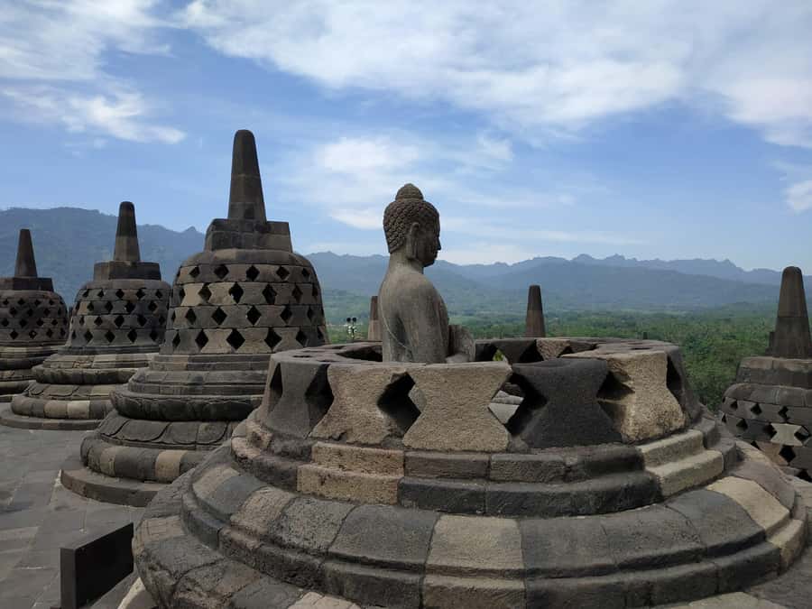 Private Car Yogyakarta: Borobudur Merapi Jeep Tour Prambanan - Mount Merapi by 4WD jeep: the thrill is the route