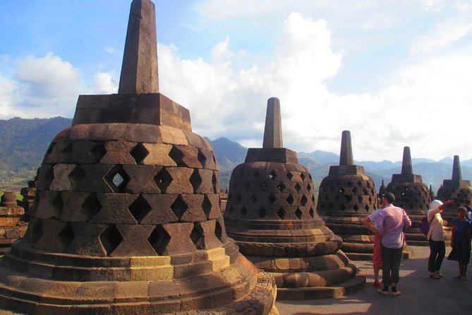 Punthuk Setumbu Sunrise, Borobudur Temple & Merapi Lava Tours - Why this Borobudur sunrise and Merapi combo makes sense