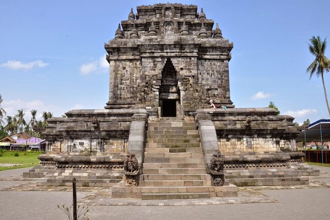 Punthuk Setumbu Sunrise, Borobudur Temple & Merapi Lava Tours - What the day feels like: groups, guides, and practical pacing