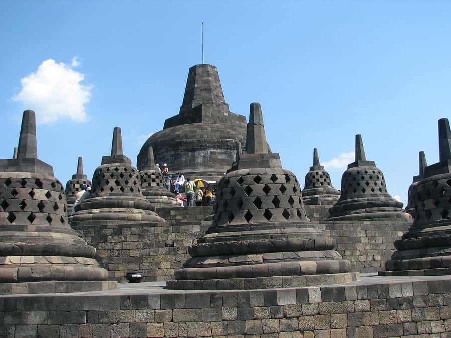Sunrise at Punthuk Setumbu, Borobudur Temple, Mendut & Pawon - From Your Yogyakarta Hotel to the Hill: The First Moves Matter