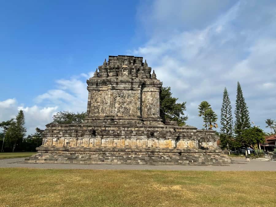 Sunrise at Punthuk Setumbu, Borobudur Temple, Mendut & Pawon - Punthuk Setumbu Sunrise: First Light With a Real Mission