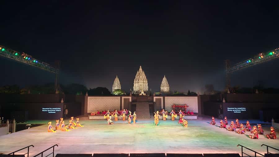 Sunset at Prambanan and Sendratari Ramayana Ballet Prambanan - Ramayana Ballet Prambanan: day-by-day schedule and view rules