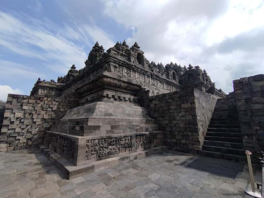 Yogyakarta: Borobudur Climb the Top & Mount Merapi Jeep Tour - Who this tour fits best (and who should skip it)