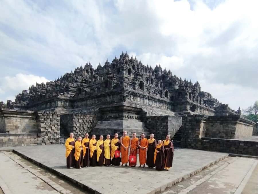 Yogyakarta: Borobudur Climb the Top & Mount Merapi Jeep Tour - The three Merapi stops: Mini museum, Alien Stone, and Kaliadem bunker views