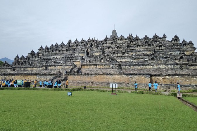 Yogyakarta: Borobudur Sunrise and Prambanan Temple Private Tour - How the Day Flows: Sunrise, Temples, and Time to Breathe