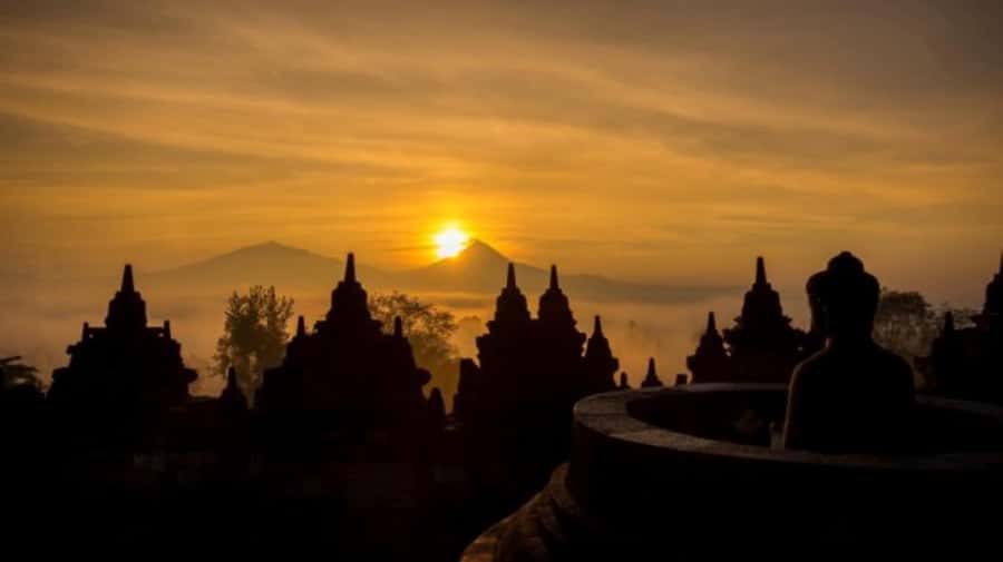 Yogyakarta: Borobudur Sunrise Climbup guarantee & prambanan - Borobudur climb-up access: what included access means on the ground