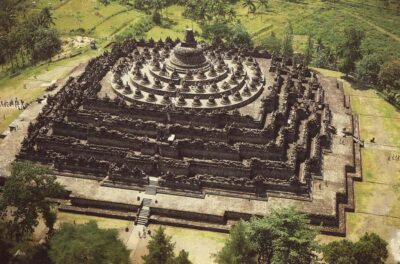yogyakarta: Borobudur sunrise, Merapi volcano & Prambanan - Borobudur Temple: UNESCO-scale awe with human explanations