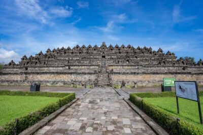 Yogyakarta: Borobudur Sunrise & Prambanan ClimbUp Guarantee - Prambanan Temple: Hindu myths in stone and how much you’ll actually see