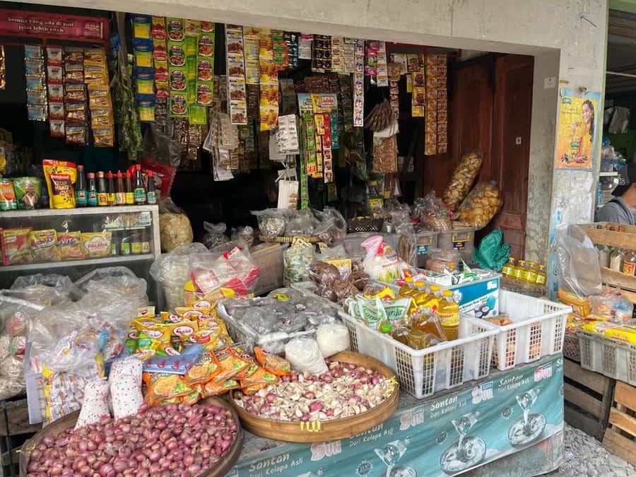 Yogyakarta: Cooking Class with Traditional Market Tour - Back at the Kitchen: How the Cooking Class Feels in Real Life