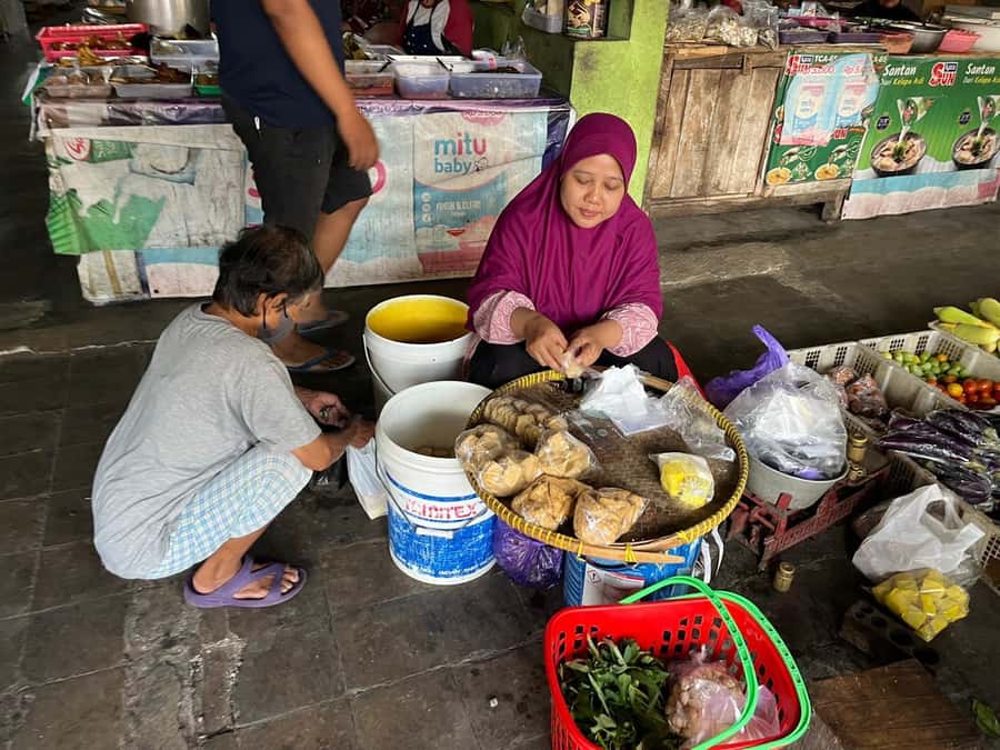 Yogyakarta: Cooking Class with Traditional Market Tour - What You’ll Actually Learn (Beyond Just Eating)
