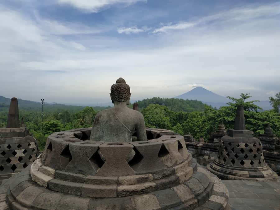Yogyakarta Experience one day tour Borobudur and Prambanan - Private Transport and Pickup Options That Reduce Headaches