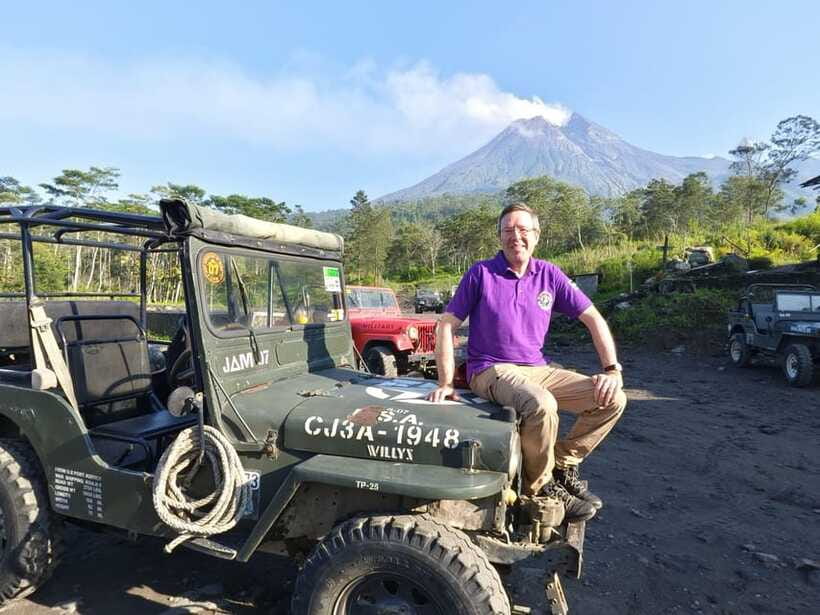 Yogyakarta: Explore Merapi using Safari Jeep with Pickup - Viewpoint timing: how clouds can change everything