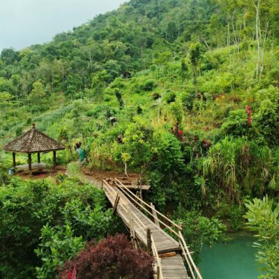 Yogyakarta: Hidden Paradise of Yogyakarta Waterfall & Swim - Menoreh Hills viewpoint: the calm pause with big views