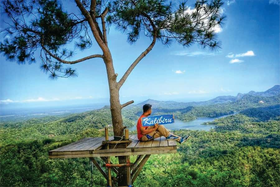 Yogyakarta Instagram Tour: A Private Multi Options Day Tour - Pickup to Photo Stops: The 8-Hour Pace You Should Expect