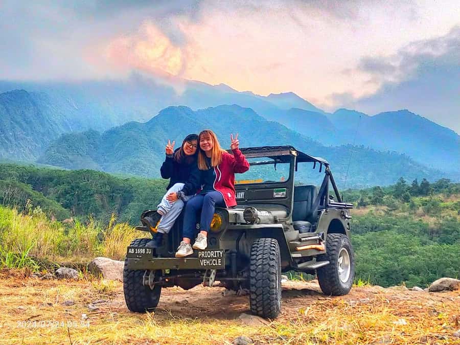 Yogyakarta: Merapi Vulcano By Jeep & ATV Quad Bike Adventure - The 4WD Jeep Climb: Viewpoints, Bunker Photos, and Real Volcano Roads