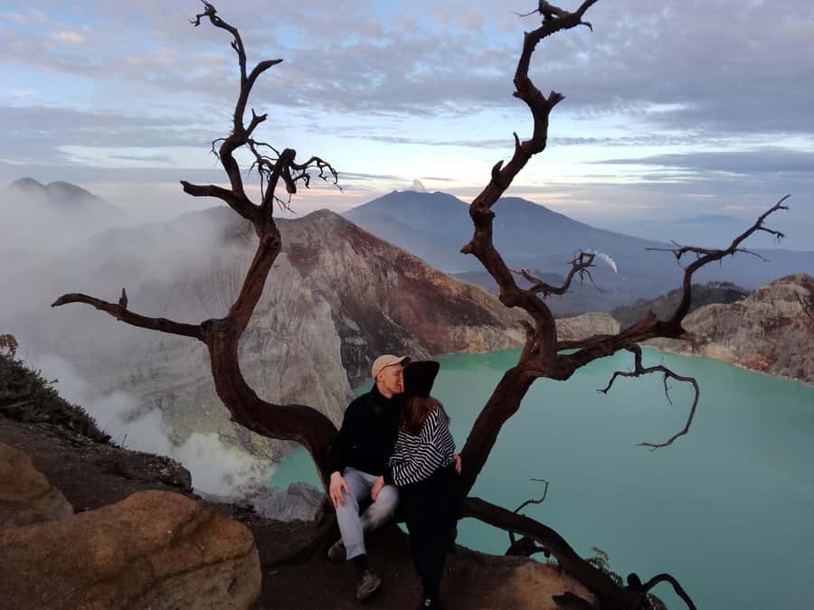 Yogyakarta: Mount Bromo Ijen with Train & Bali drop-off - Day 2’s 3am Pananjakan sunrise and the Bromo crater walk